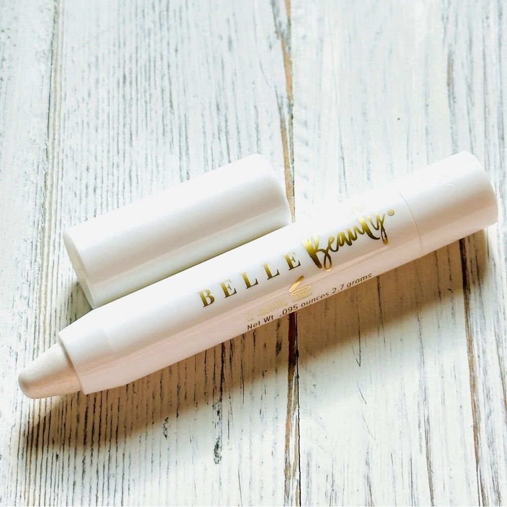 Belle Beauty Eyeshadow Crayon Highlighter- Cloud